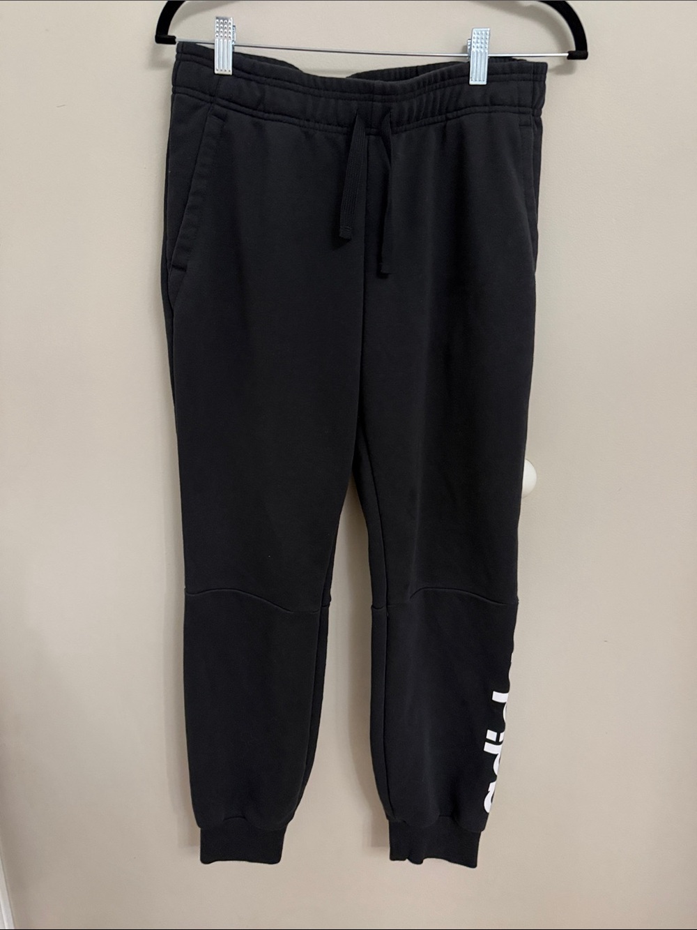 ADIDAS Essentials Linear Black Joggers Size Medium